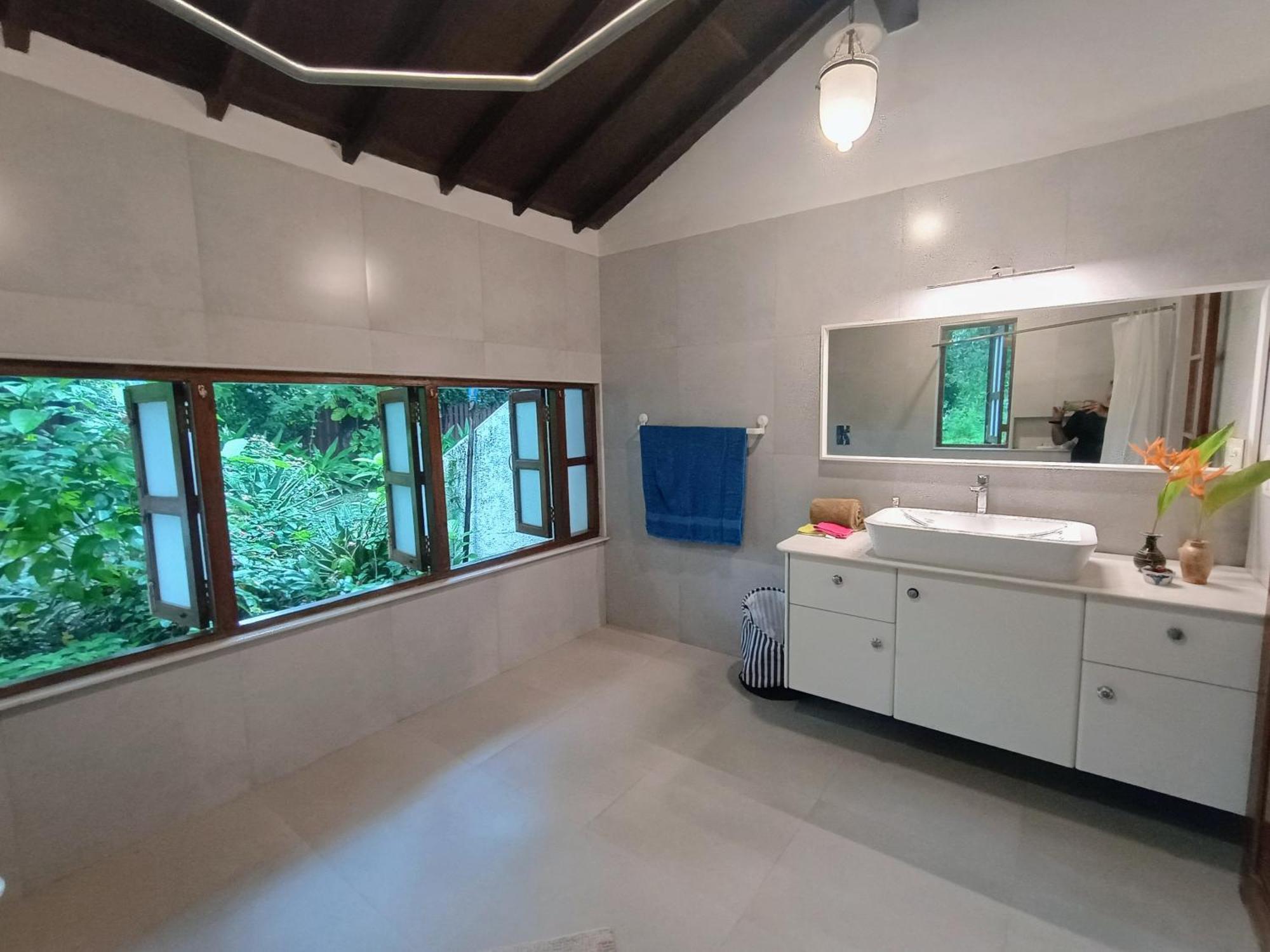 Banyan House - Luxurious 4 Bedroom Villa On One Acre, Near The Beach Nagaon  Eksteriør bilde